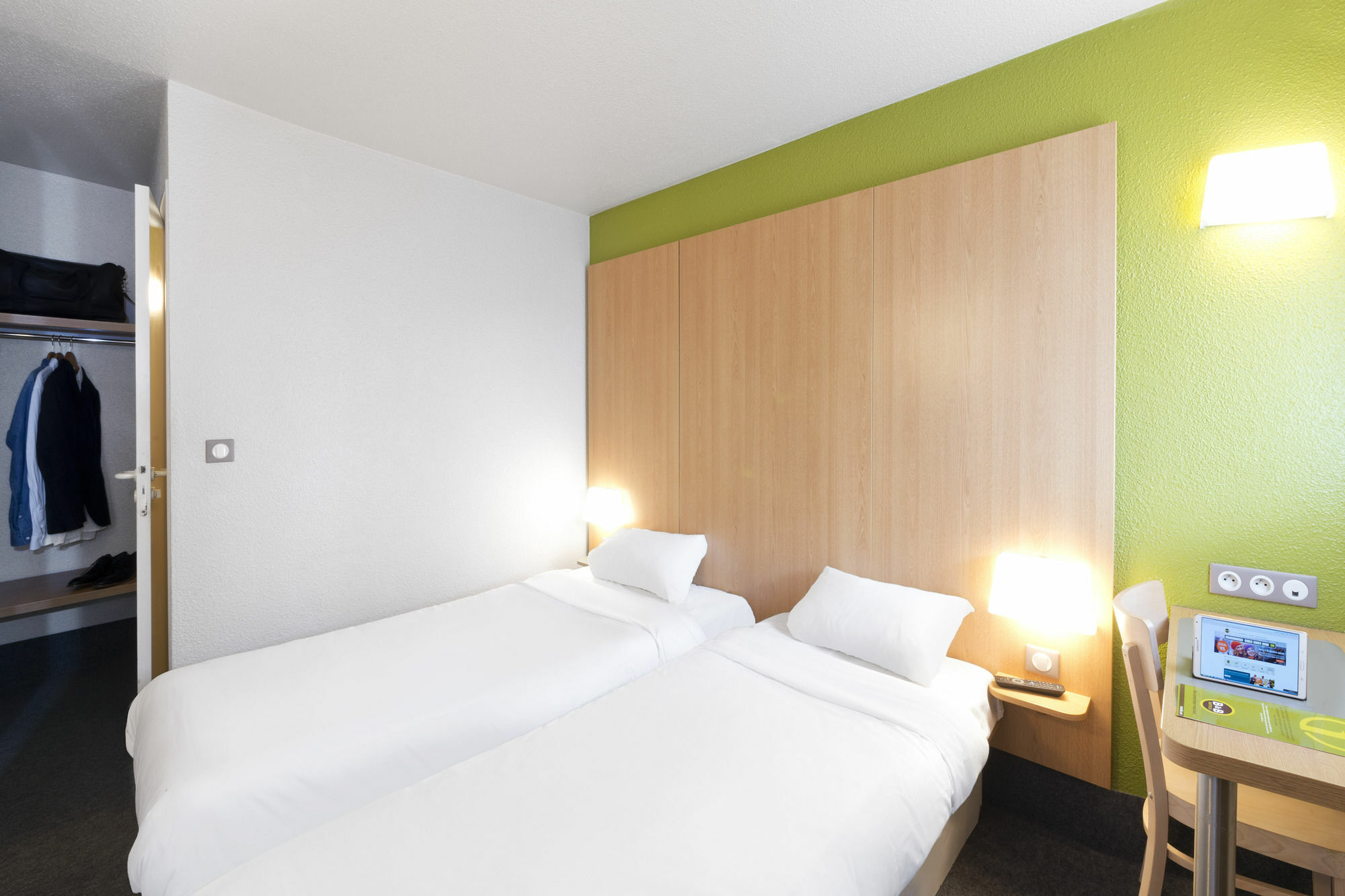 B&B Hotel Saint-Malo Centre Exteriör bild